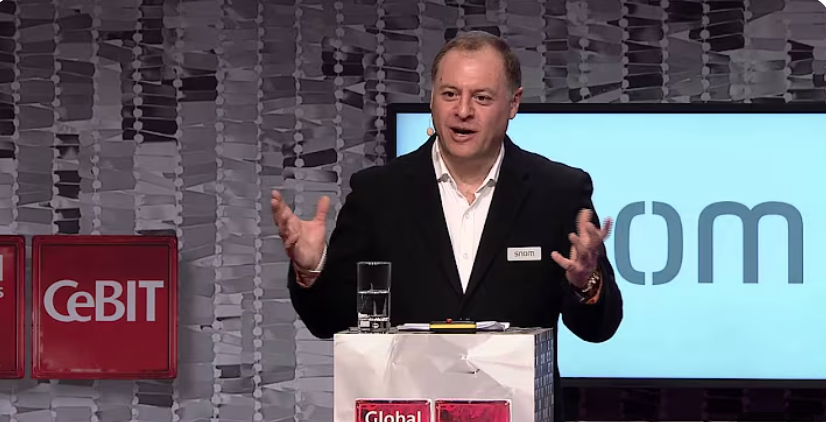 Nadahl Shocair delivering the Snom keynote at CeBIT